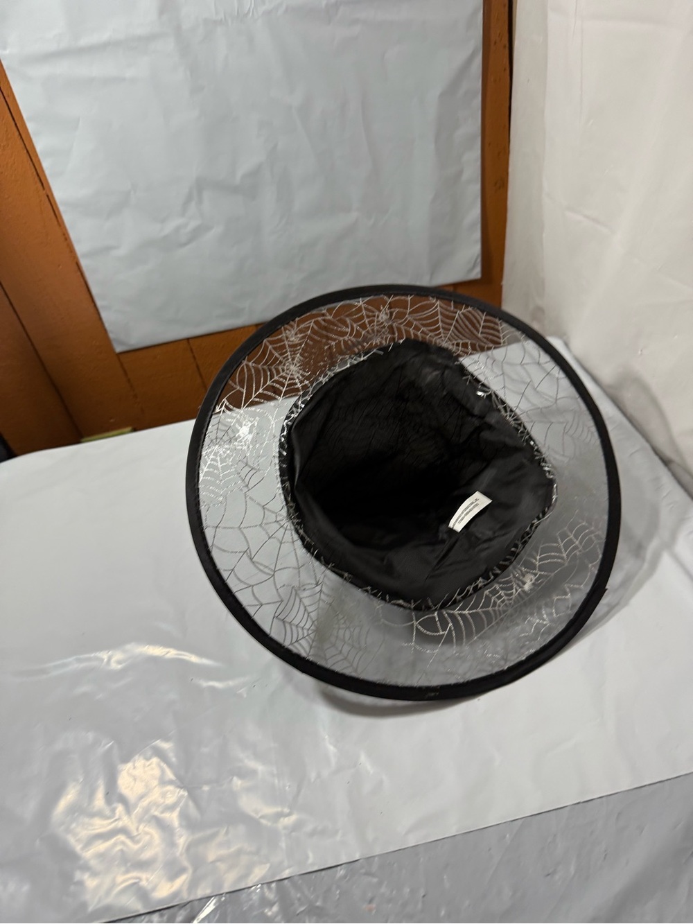 Halloween witch hat - Picture 3 of 3